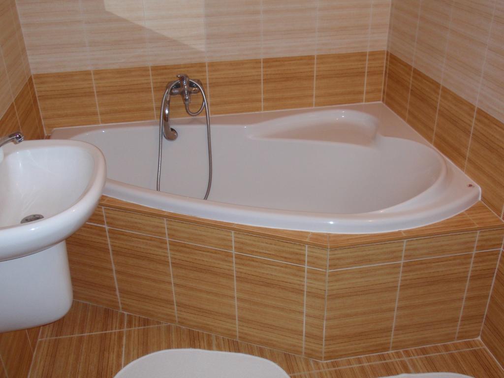 Janousek Apartment *